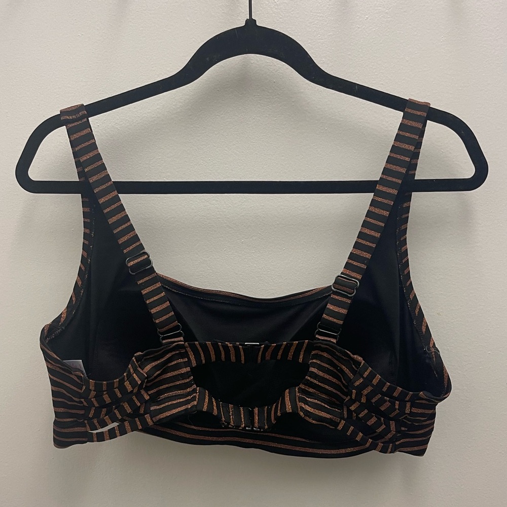 Swim top - Picture 2 of 2